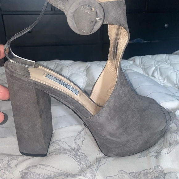 🔥🔥Prada Suede Chunky Heel Platform Sandals - Picture 3 of 9
